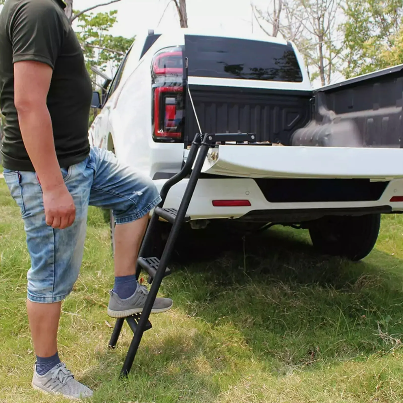 Pickup Foldable Tailgate Step Truck Ladder Fits for Toyota Tacoma 2024 +