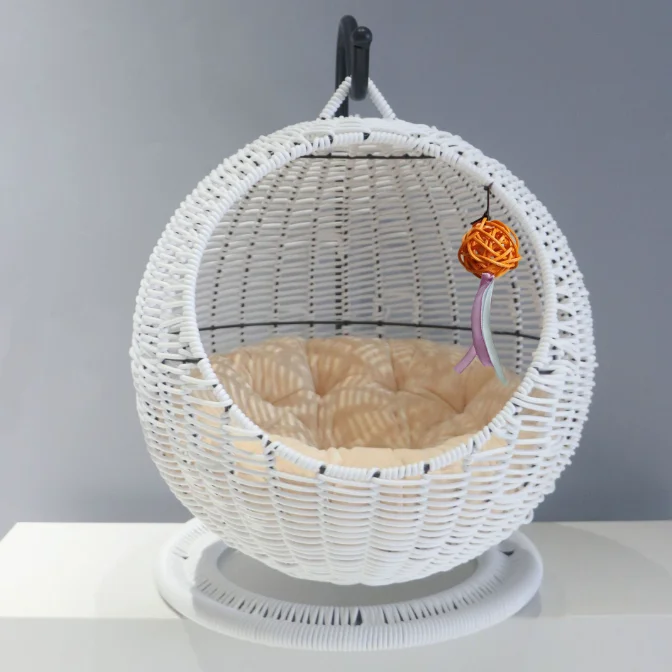Semi Enclosed Eco Friendly Comfortable Pet Accessories for Home Use Modern  Furniture for Breeding Hanging Rattan Cat Pet Beds
