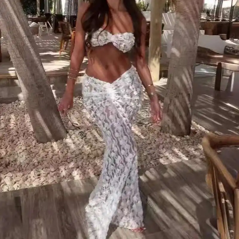 Ensemble 2 pièces en dentelle blanche pour femmes, haut court sans manches avec jupes longues, tenues d'été, épaules dénudées, costume sirène Slim, vêtements de plage