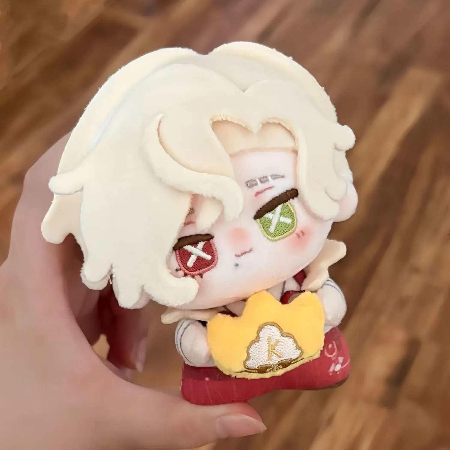 

[Первый выпуск] Пятая личность Рыцарь Ричард Косплей Атрибут 10 см Хлопковая кукла Милая плюшевая кукла