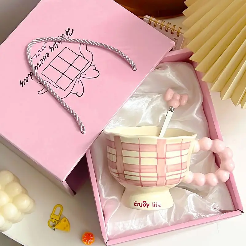 Niedliche Keramiktasse als Weihnachtsgeschenk für Mädchen - Wasserbecher mit Blumen, Reisebegleiter-Tasse, Kaffeetasse