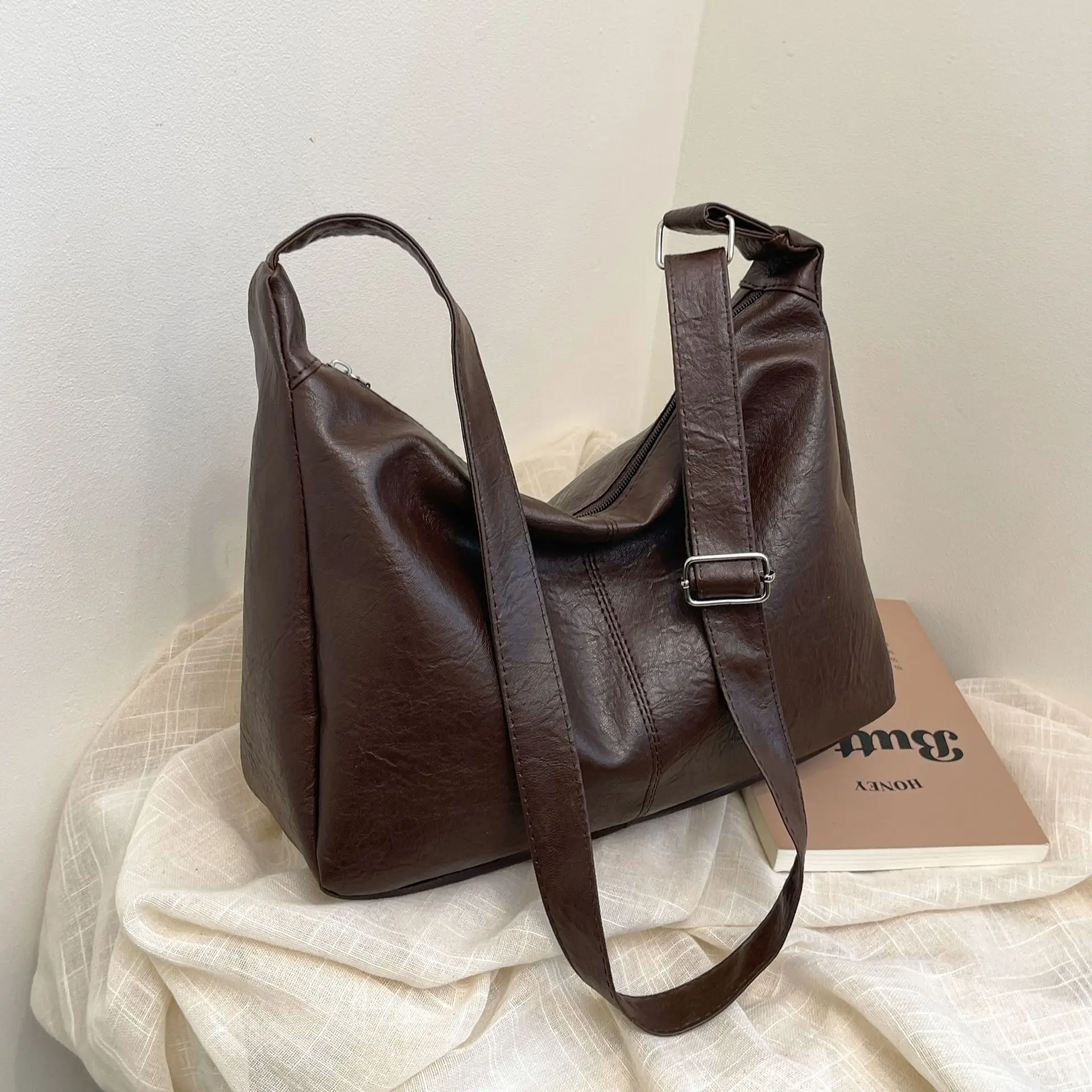 Thumbnail 3 - #9 Ranked Tote Bags Picks in 2026