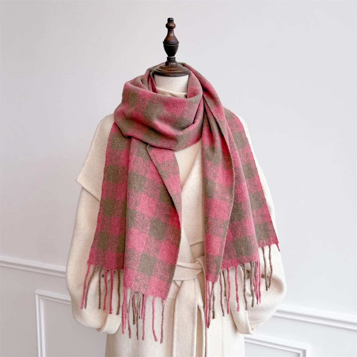 

Imitation Cashmere Women Cold-Proof Winter Warm Scarf Stripe Thick Shawls Fashion Luxury Designer Tassels Pashmina Foulard