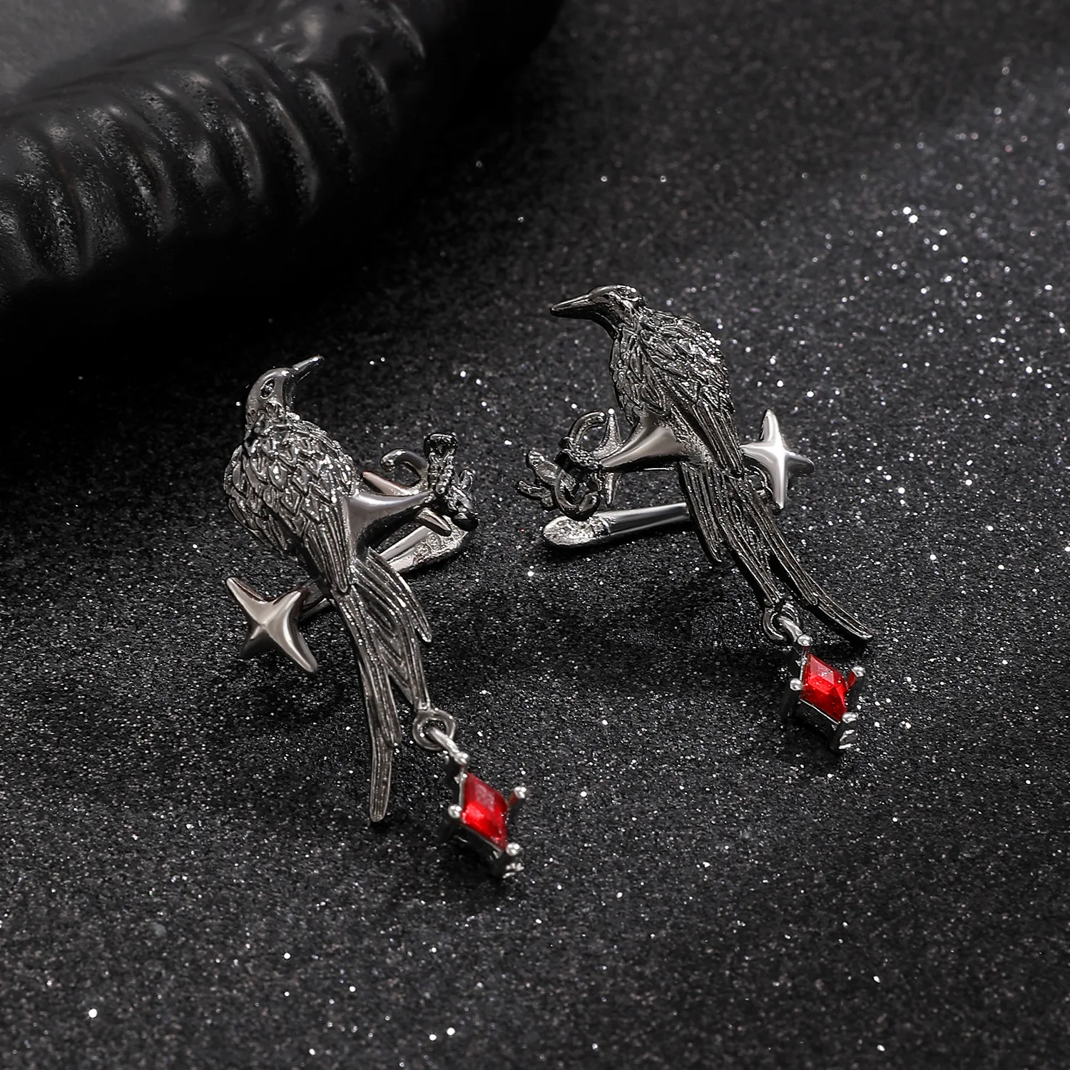 الغراب الأذن الكفة لا ثقب الأسود الغراب العظام هالوين الظلام القوطية شخصية فريدة من نوعها حلوة كول كليب الأقراط #4