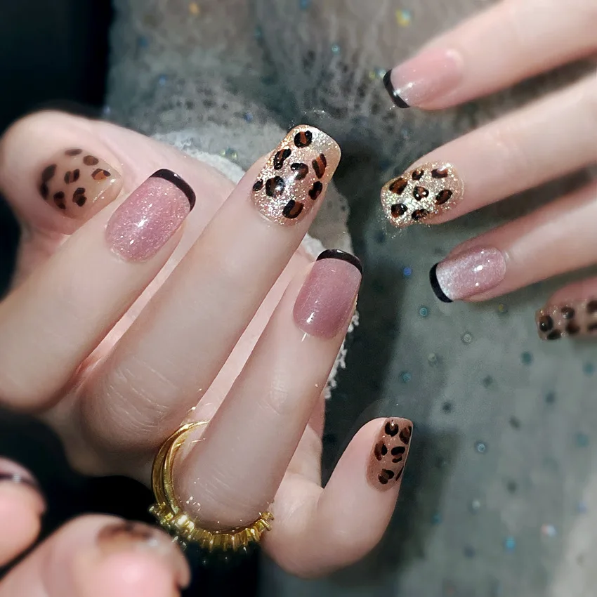 Hand-painted cat-eye wear-resistant nails, versatile leopard print cherry blossom pink False nails 10PCS