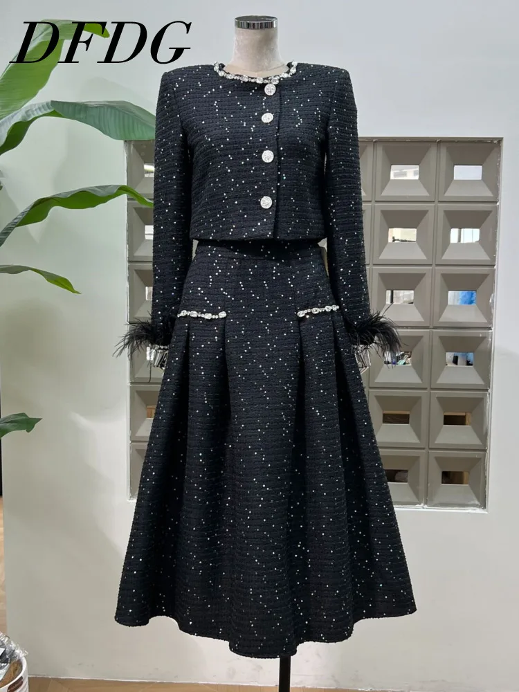 

DFDG 2025 Spring Summer Women’s Knit Round Neck Coat High Waist Midi Skirt 2 Piece Set Designer Unique Woven Lace Trim Set