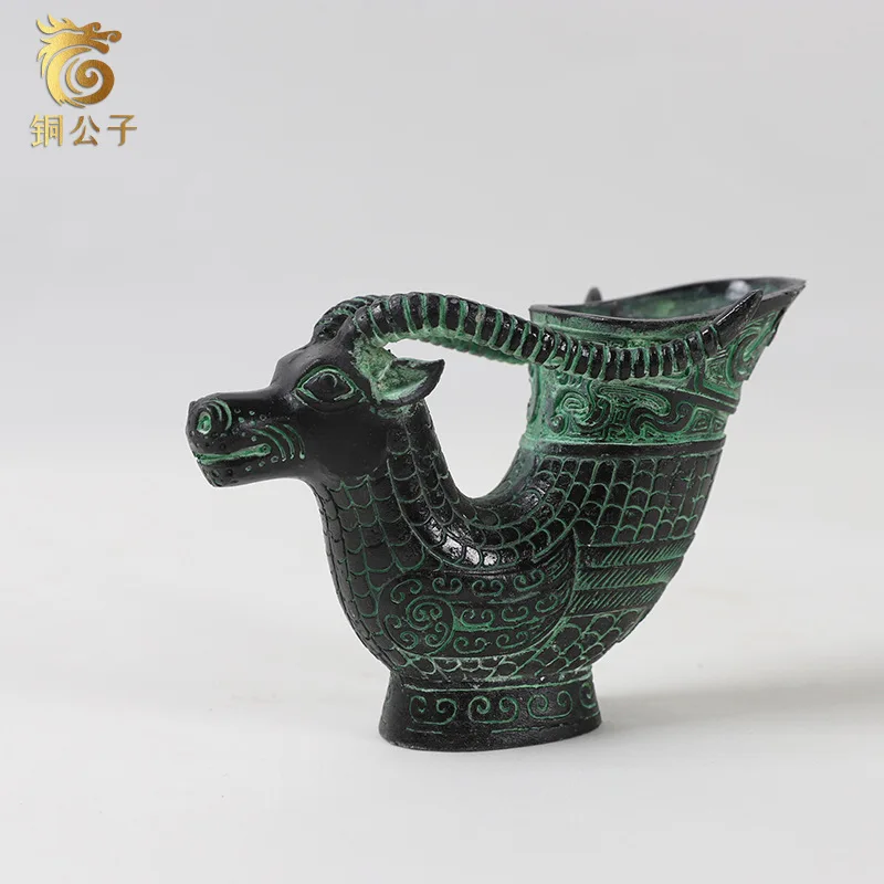 

Antique Head Bronze Craft Bull Horn Cup Ancient Photography Prop Chinese Style Ornament Collectible Gift