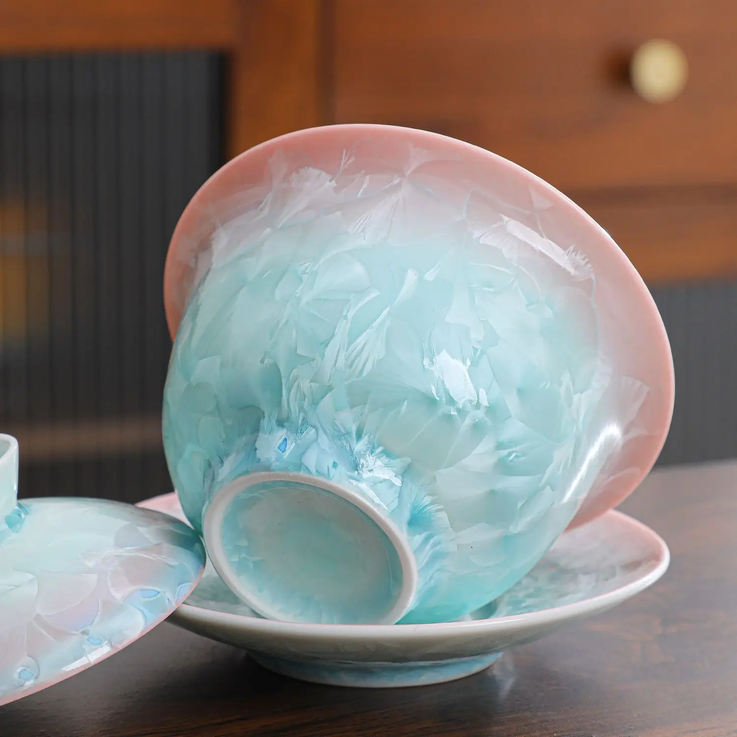 Jingdezhen purple crystal kiln change cover bowl hover rotatable ceramic tea set home office self-use gift