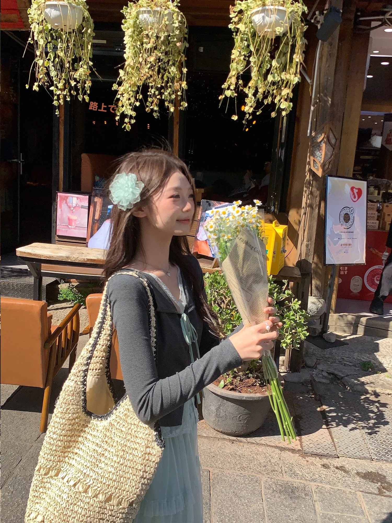 

Женский трикотажный топ с V-образным вырезом и длинными рукавами, облегающий, повседневный, весенняя новинка, маленький размер