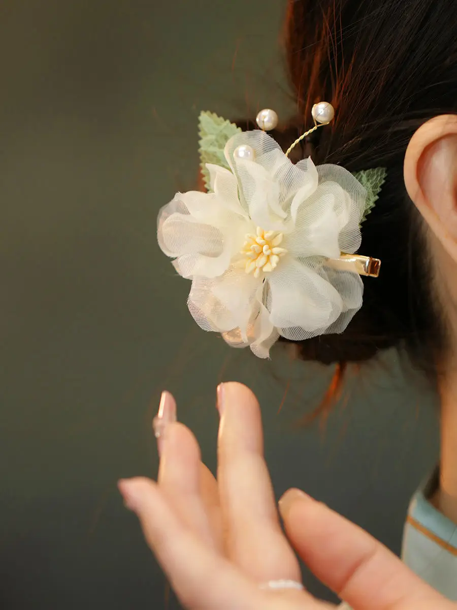 

Vintage Chinese Style Silk Flower Hair Clip with Tassel Flowers for Daily Hair Styling Side Clip Qipao Hair Accessories