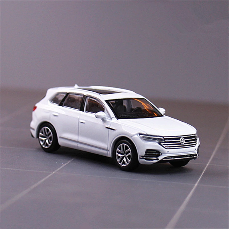 1:64 VW Touareg SUV Alloy Car Model Diecast Metal Off-road Vehicle Car Model Miniature Scale Simulation Collection Kids Toy Gift