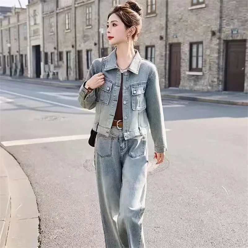 

Женский джинсовый комплект, новинка 2025 года, женские ковбойские брюки, комплект из двух предметов, свободные брюки, комплект из 2 предметов, модный повседневный женский комплект из 2 предметов