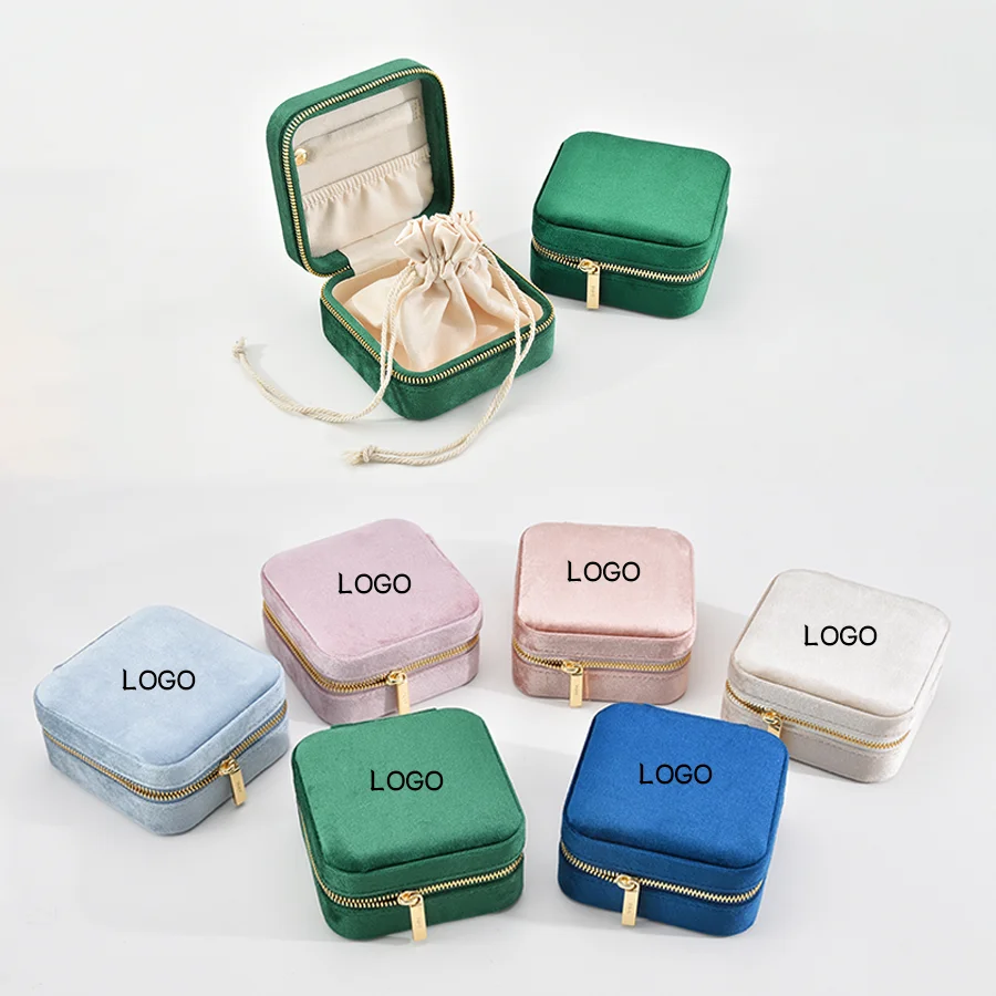 

High Quality Vintage Velvet Travel Square Ring Earrings Bracelet Custom Logo Pouches Portable Jewelry Box Jewellery Storage Case