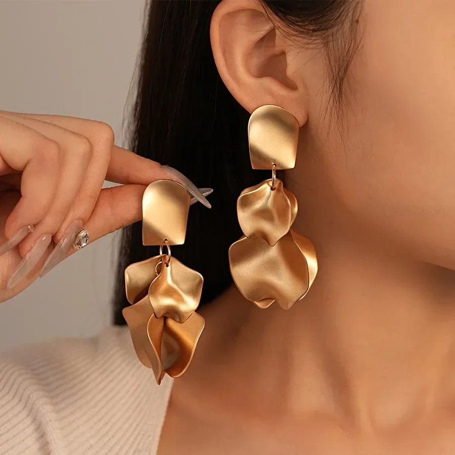 DREJEW Petal Tassel Earrings for Women 2025 Korean Fashion Irregular Drop Earring Exaggerated 4 Colors Jewelry Dropshipping