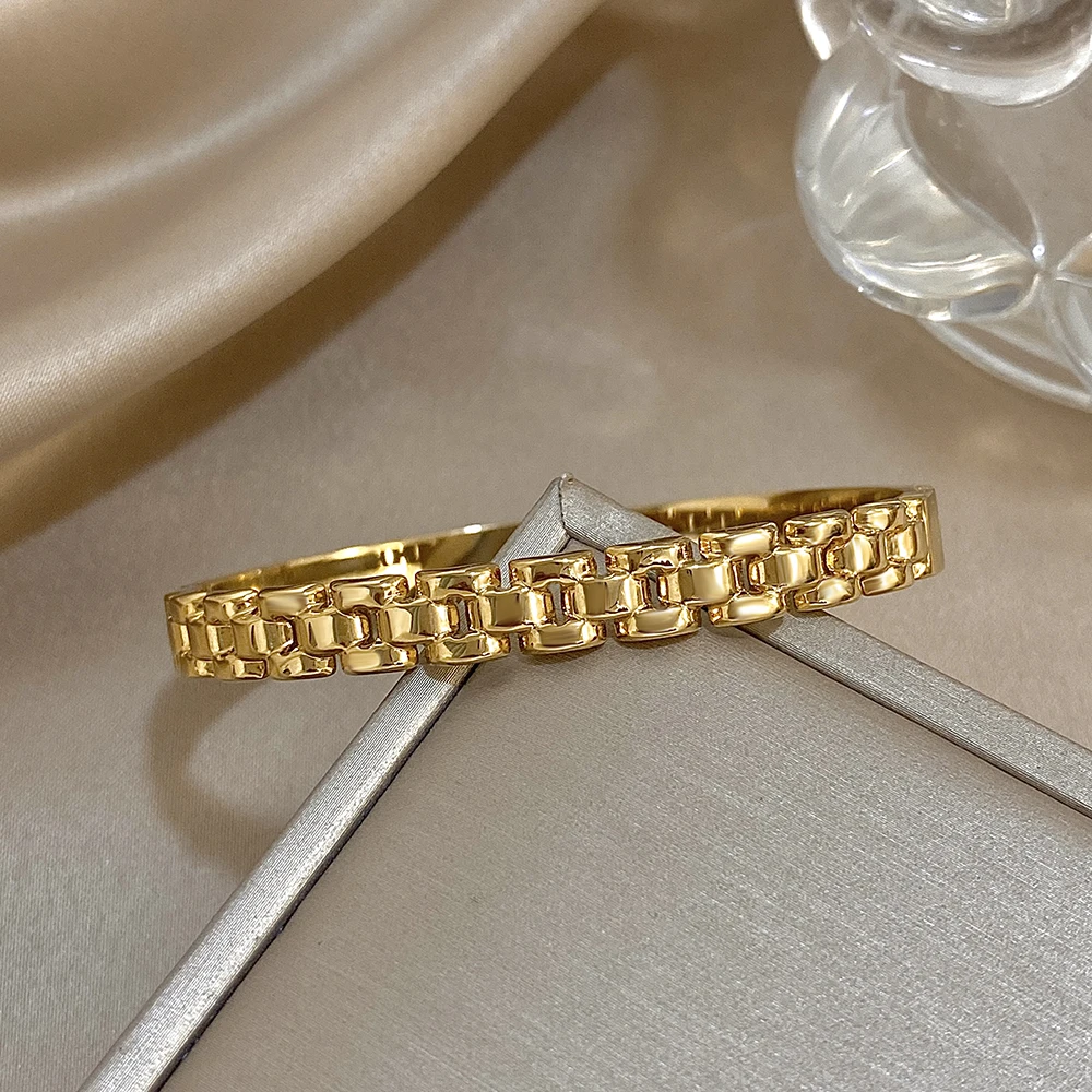 Freetry موضة الفولاذ المقاوم للصدأ سلسلة الإسورة سوار للنساء مقاوم للماء الذهب اللون غير النظامية المفتوحة الربيع الإسورة مجوهرات اليد