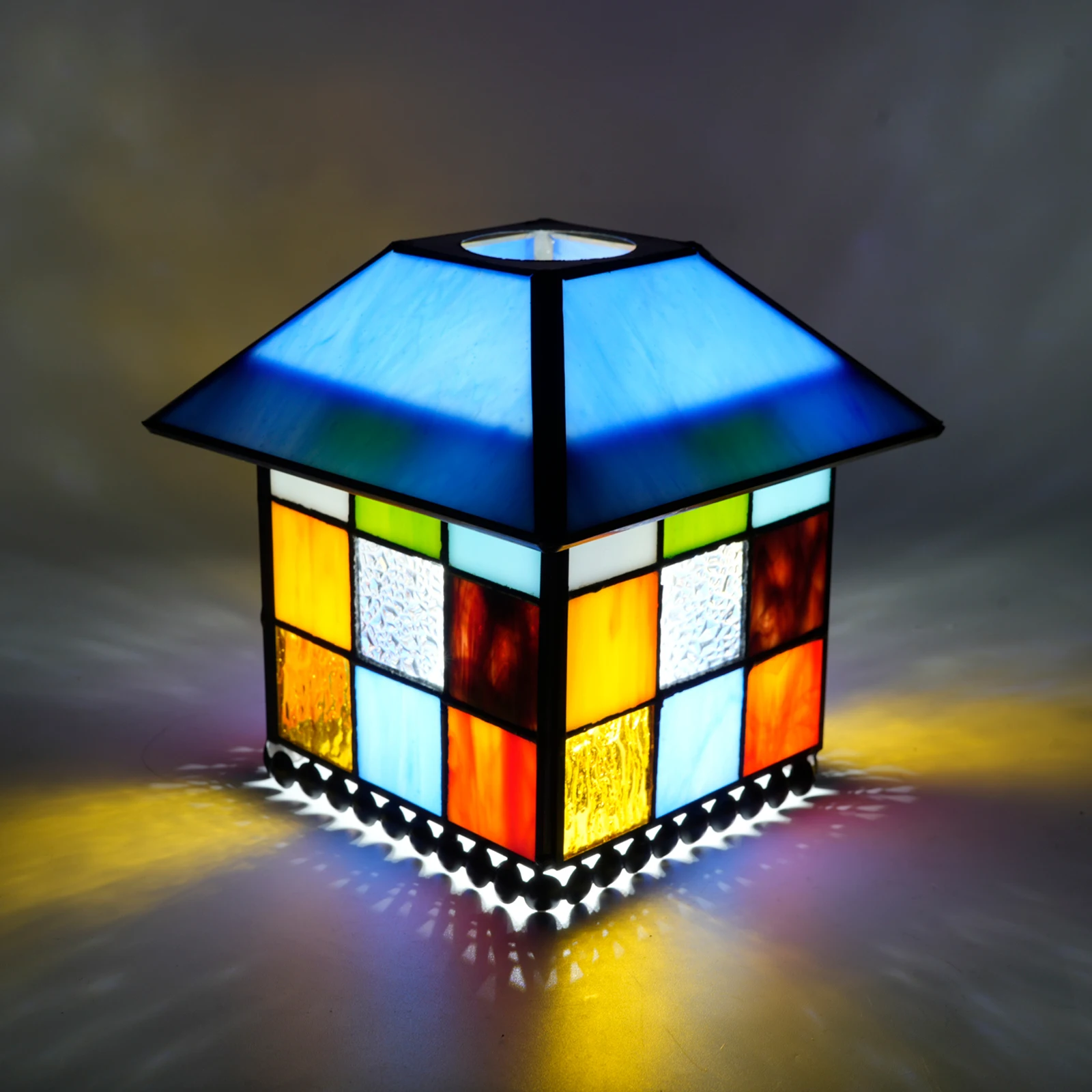 Tiffany Cute house Lamp Shade Handmade Stained Glass Shade for Lampshade Replacement/Chandelier/Pendant Lighting/Wall Sconces