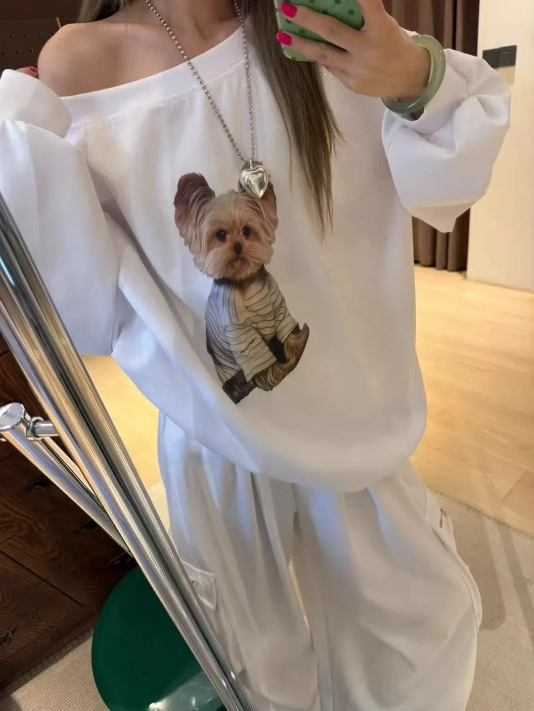 초가을 새로운 패션 만화 개 프린트 루즈핏 캐주얼 얇은 스웨트셔츠 여성용 동대문 스타일 어깨 비대칭 통근룩