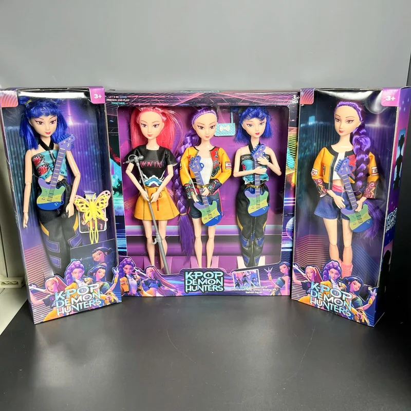 

Kpop Demon Hunters Рисунок Звукоизоляционная игрушка из ПВХ Аниме Коллекционная шарнирная кукла с подсветкой и тематической песня Подарок на складе