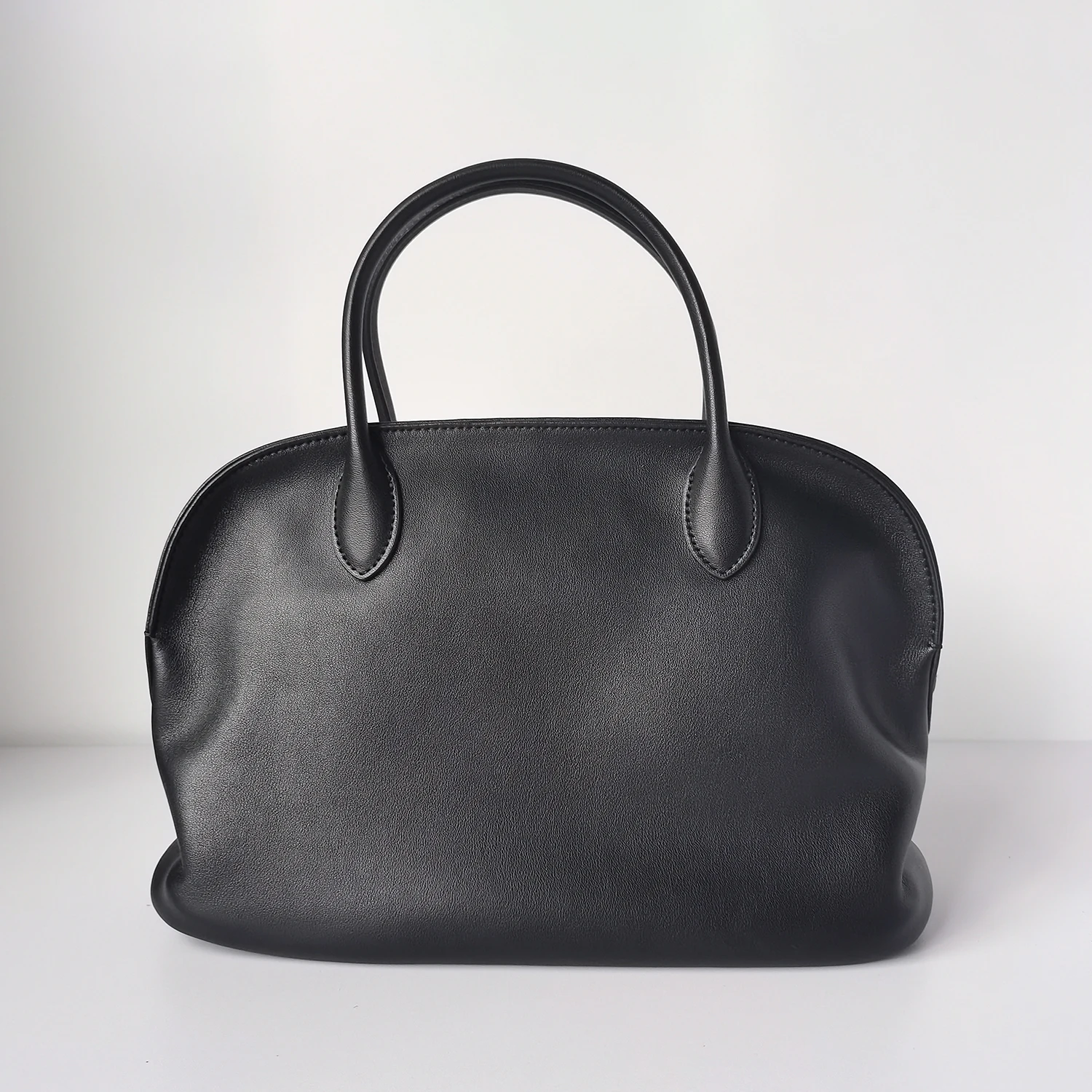 

New Women Shell Handbag versatile wrist women's bag one shoulder large capacity commuting bowling bag two-layer cowhide leather