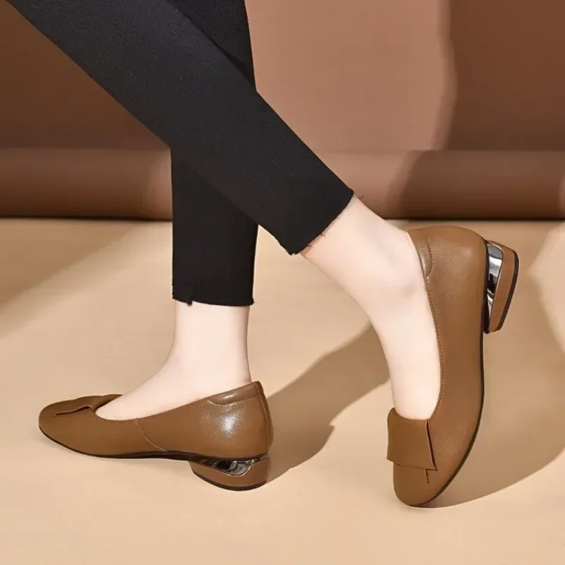 New Women's Flat Shoes Comfort Non-slip Ladies Loafers Leather Flats Elegant Bowknot Women's Single Shoes Heel Mother's Shoes