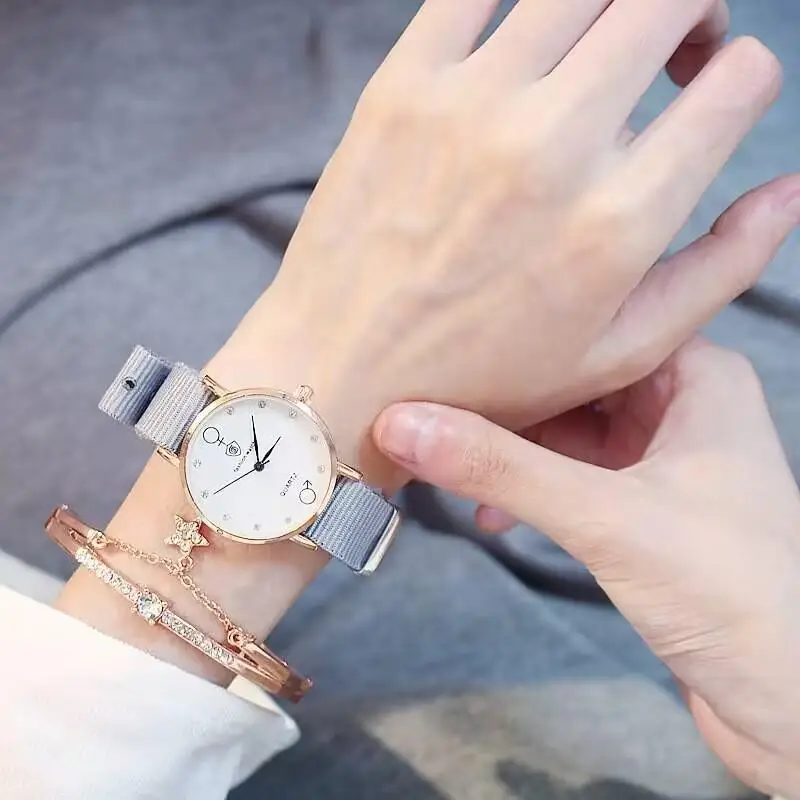 College Stijl Horloge Vrouw Schattig Zacht Meisje Japanse Retro Middelbare School Studenten Koreaanse Vrouw Horloge