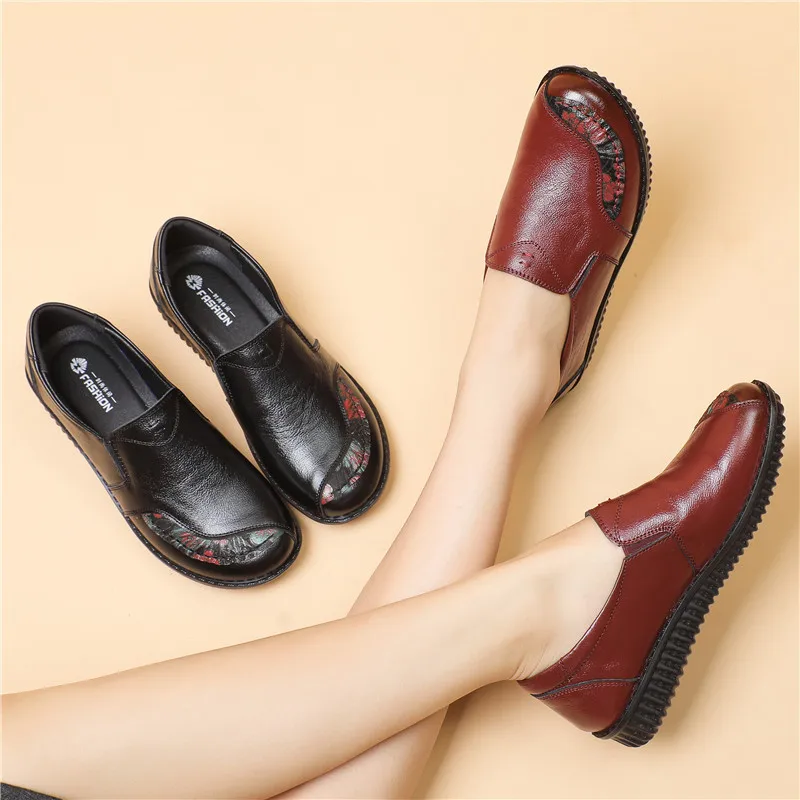 Spring Women Genuine Leather Loafers Handmade Casual Shoes Ladies Slip-On Flat Driving Shoes Mother Soft Comfortable Shoes