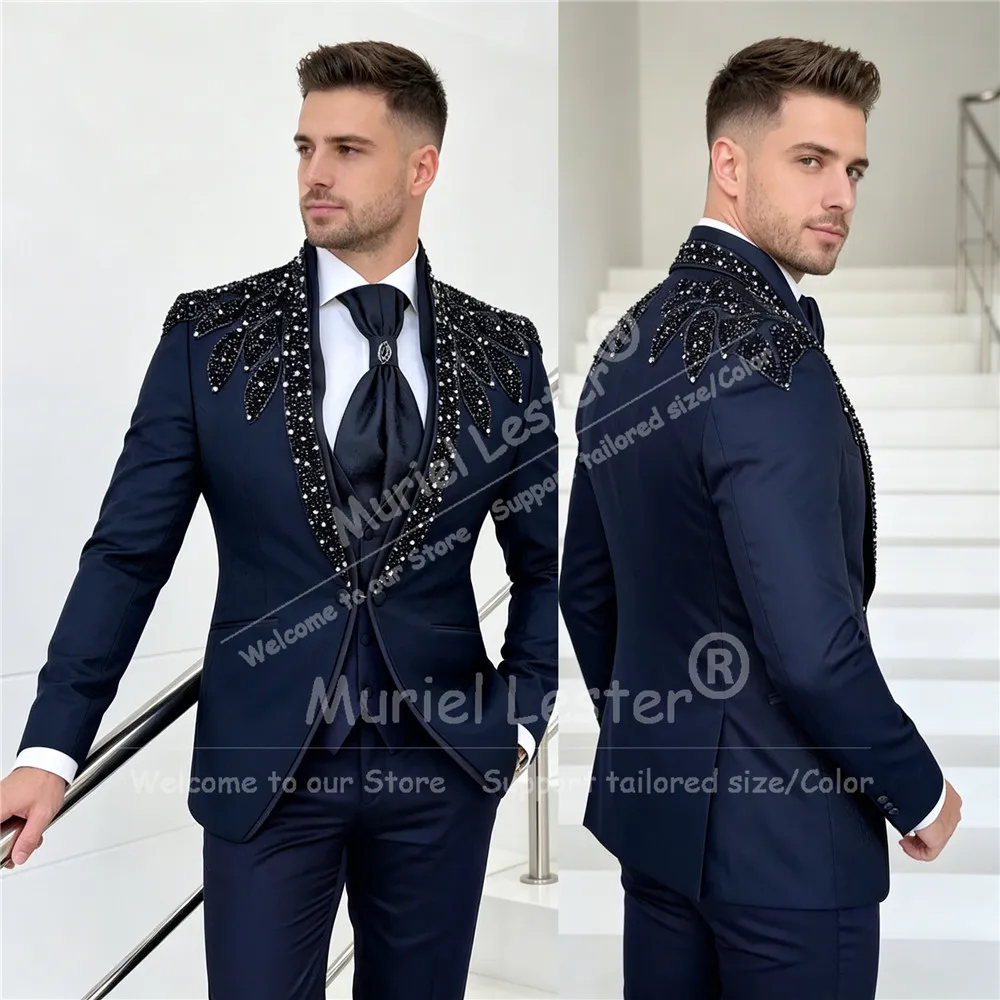 

Luxury Beaded Stones Embellished Groom Wedding Suits Customized Shawl Label Prom Blazer Man Red Carpet Tuxedo Attire Ropa Hombre