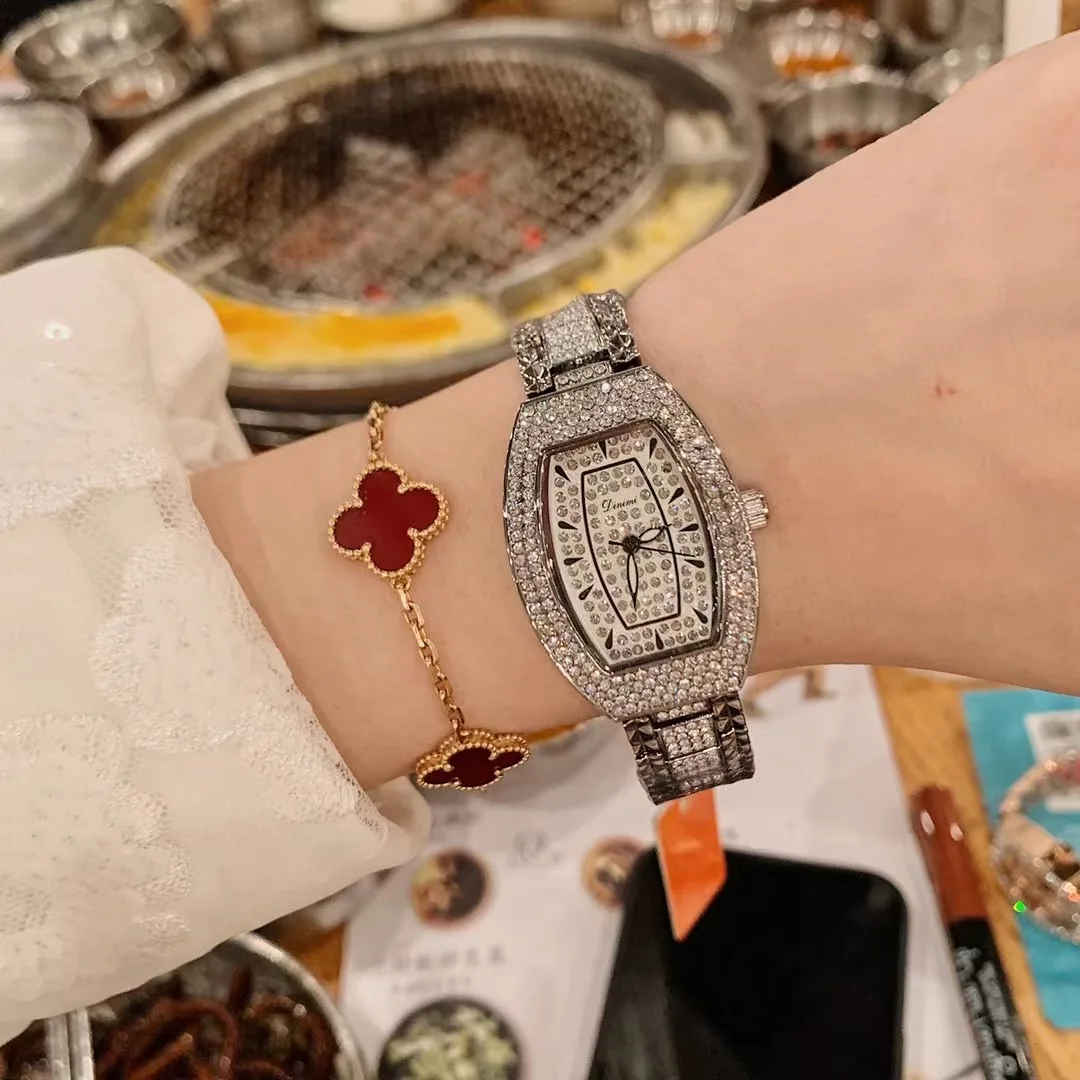 2023 Newest Antique Tonneau-shaped Women Bracelets Watches Sparkly Zircons Crystals Watches Fashion Lady Quartz Wrist watch 3ATM