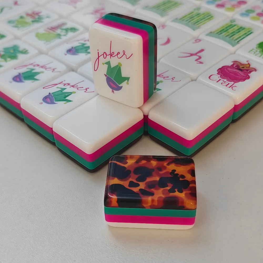 

In Stock Hot Leopard American Mahjong Set 4-Layer Acrylic Mah Jongg Portable Mahjong Tile for Party Entertainment Surprise Gifts