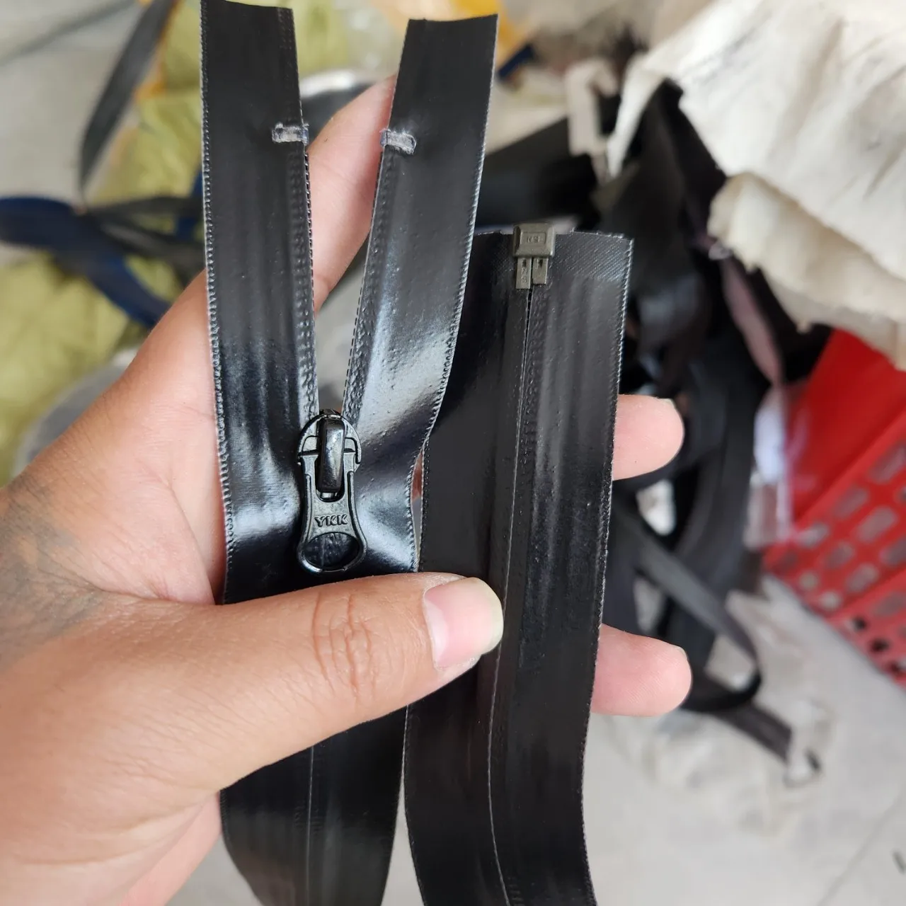 

3 штуки молний YKK №. Спортивная куртка с двойным открытым низом T8T10, самозакрывающийся нейлон 66.5 68.5 70.5 72.5 74.5 76.5 78.5 см