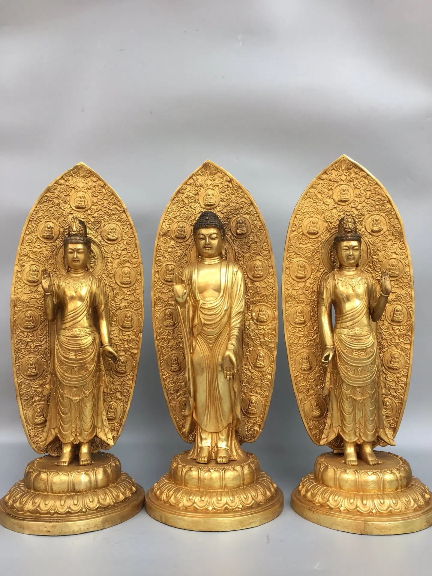 

16"Tibetan Temple Collection Old Bronze Cinnabar Gilded Three Sages Shakyamuni Guanyin Bodhisattva Buddha Backlight Worship Hall