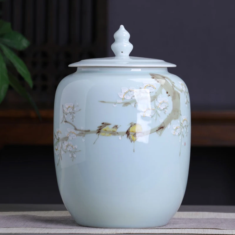 Hand-painted flower and bird ceramic, sealed with lids, household large one pound storage tea cans