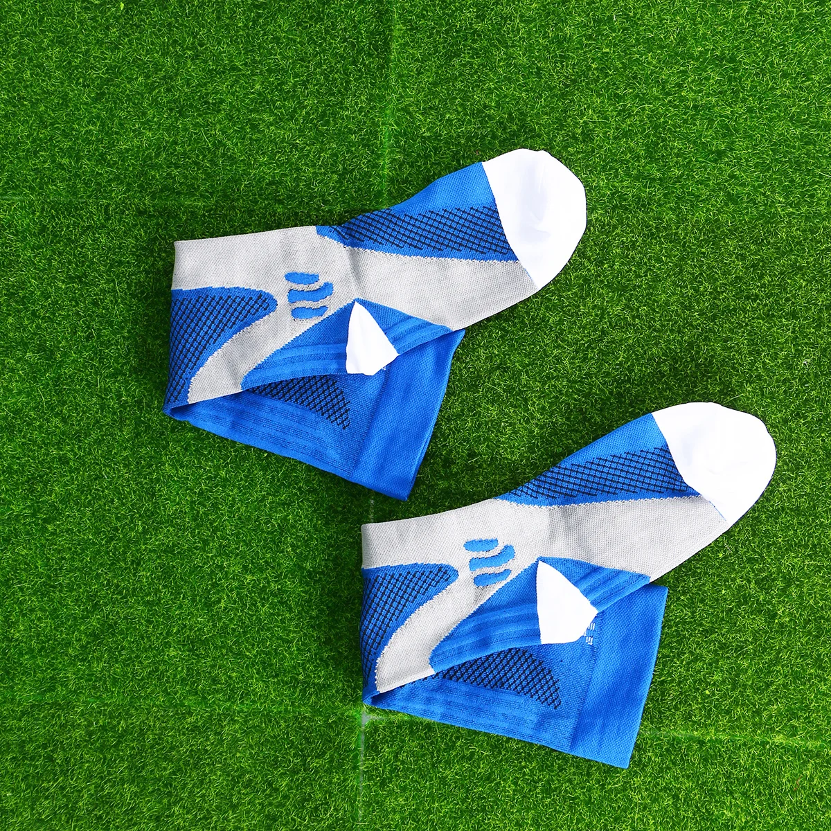 

2Pairs Compression Socks Knee High Nylon Anti-Skid Elastic Socks for Men Women Reduce Swelling Muscle Fatigue Running Sports