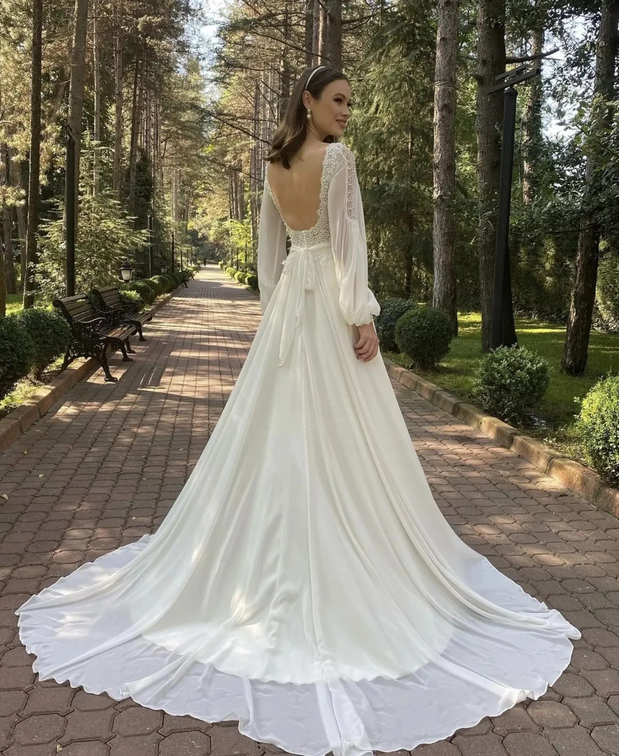 

Sexy Backless Vestidos De Novia 2024 V-Neck Long Sleeves Lace Appliques Wedding Dress A-Line Chiffon Long Country Bridal Gown