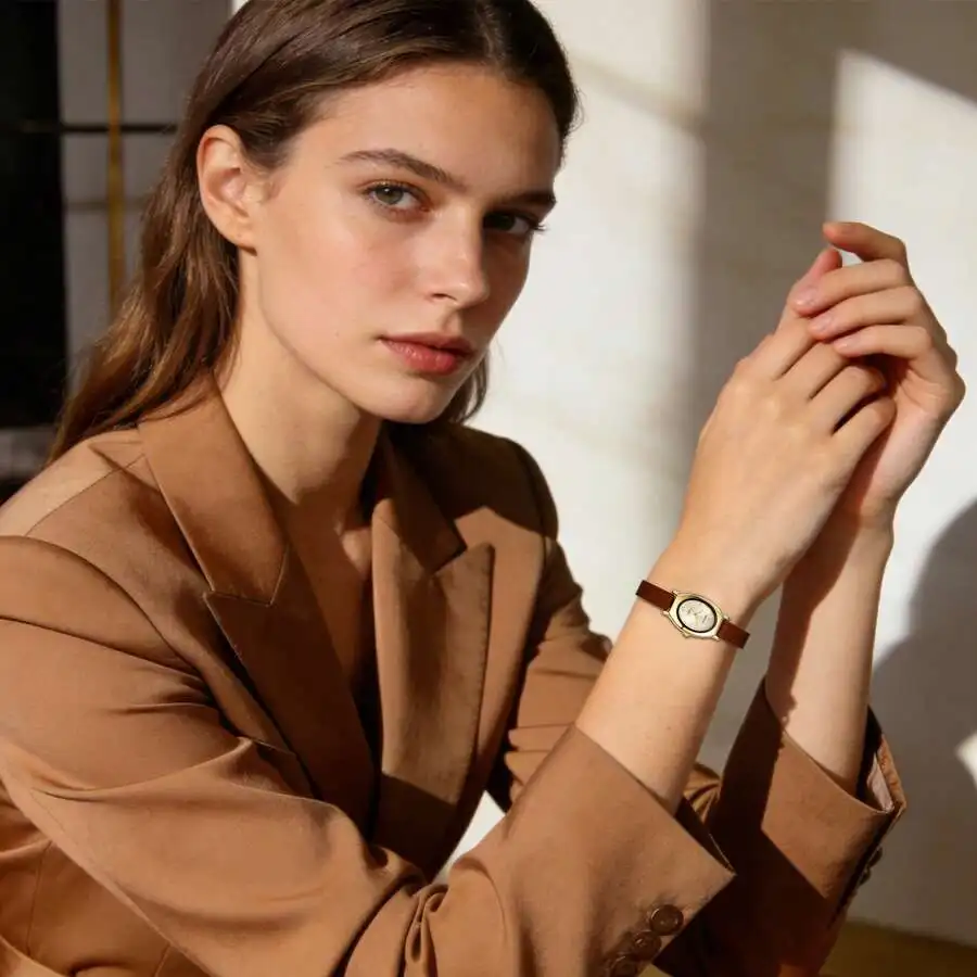 Rofusn Women's Analog Quartz Oval Watch: PU Strap Dotted Dial Wristwatch - Suitable For All Seasons