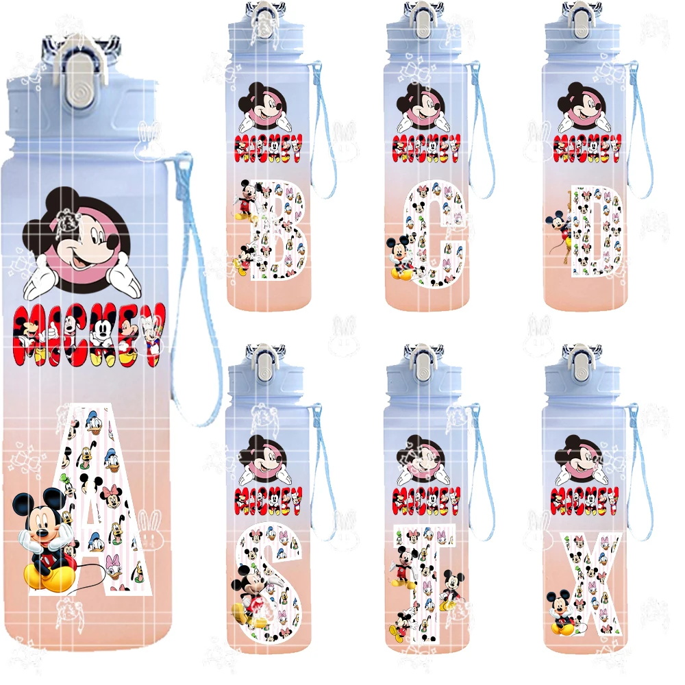 Botella de agua con pajita de Mickey Mouse de Disney, botella deportiva de 750Ml de gran capacidad para acampar, taza de agua potable, regalos, letras impresas, regalo de A-Z