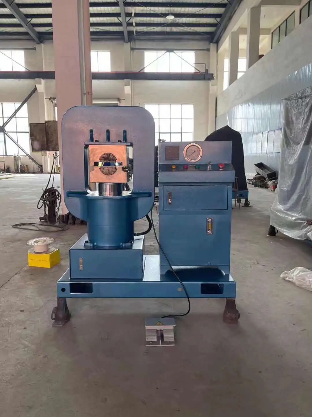 500トン油圧ワイヤーローププレス