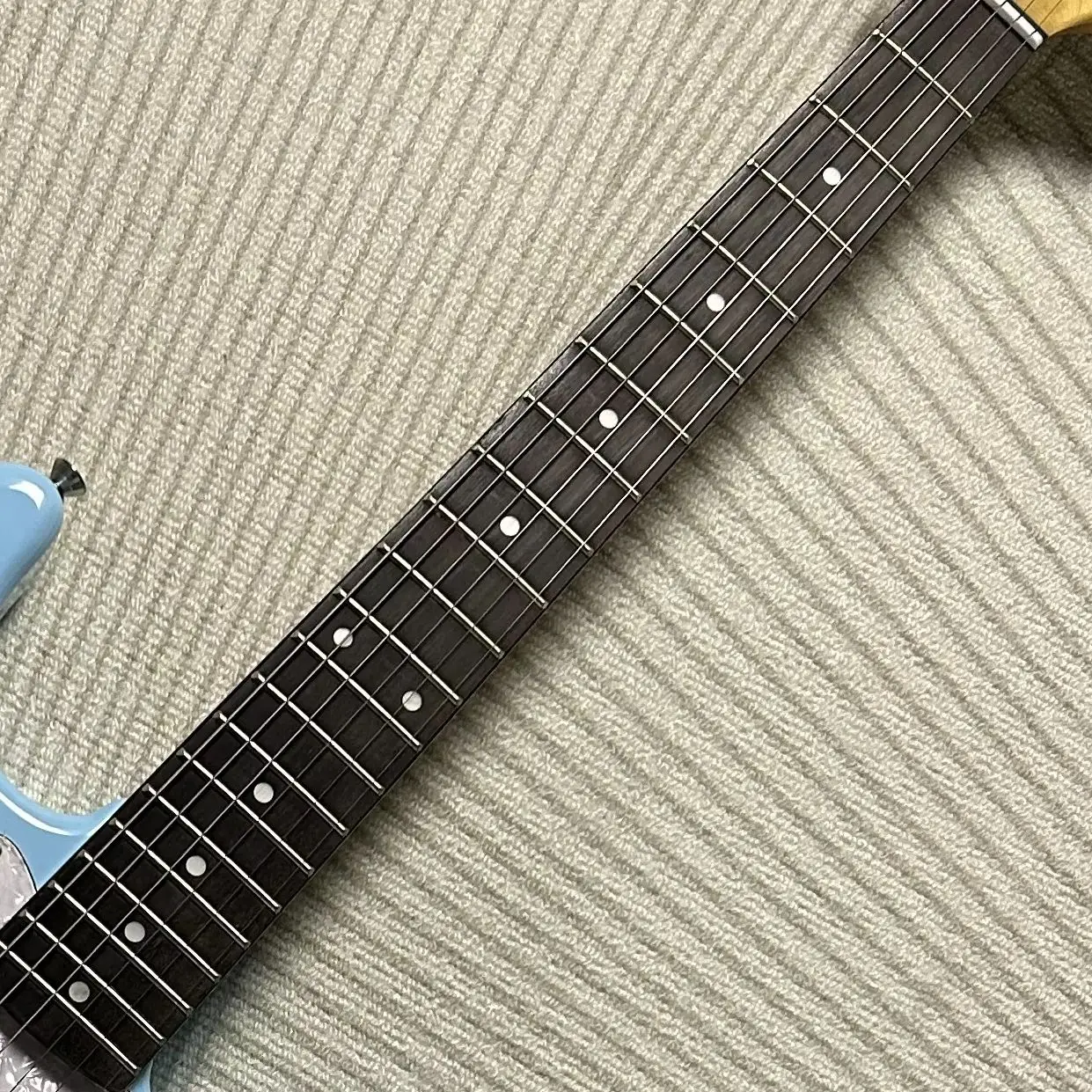 Hot Sale Electric Guitars - Blue Color - White Pearl Pickguard - Rosewood Fingerboard view 5