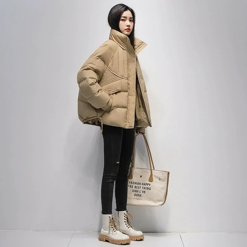 レディース ショート丈 ホワイト ダックダウンジャケット 2026年冬新作 韓国風 ルーズ スタンドカラー 厚手 ダウンコート レディース カジュアルトップス