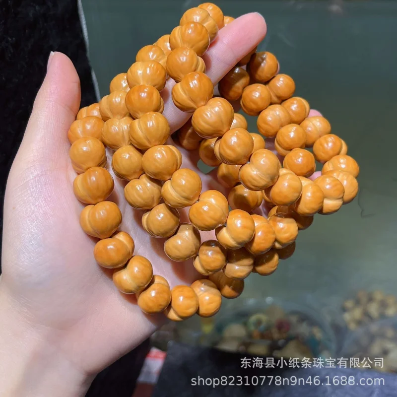 corgi-peach-heart-shaped-handheld-walnut-single-loop-monkey-decorative-bracelet