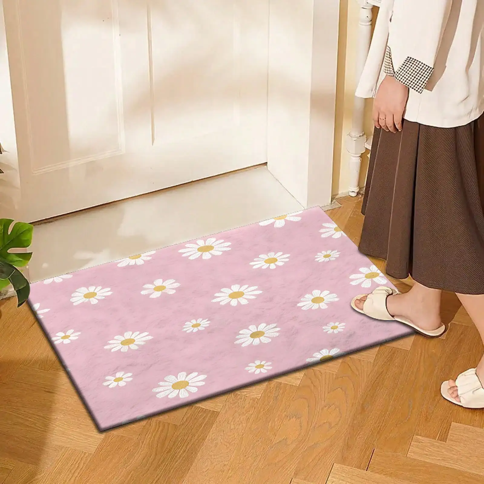 1pc Pink Daisy Non-Slip - Soft, Washable Welcome With TPR Backing, Doorways, Kitchens, Bedrooms, Bathrooms - Low Pile, Spring Home Decor Essential, Bathroom