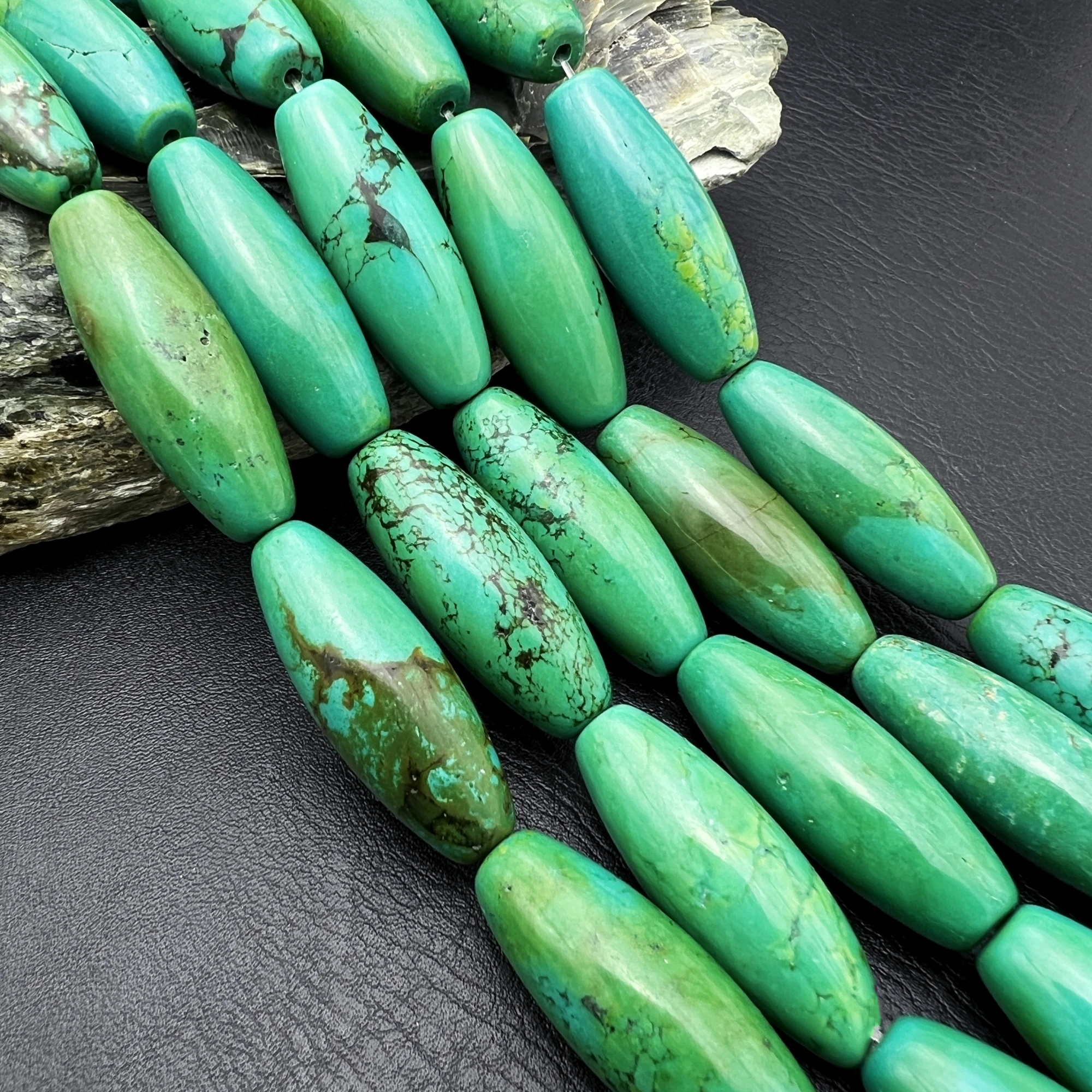 13x35MM 11PCS  Large Natural Green Turquoises Rice Barrel Nugget Focus Beads For DIY Jewelry Making  MY240515