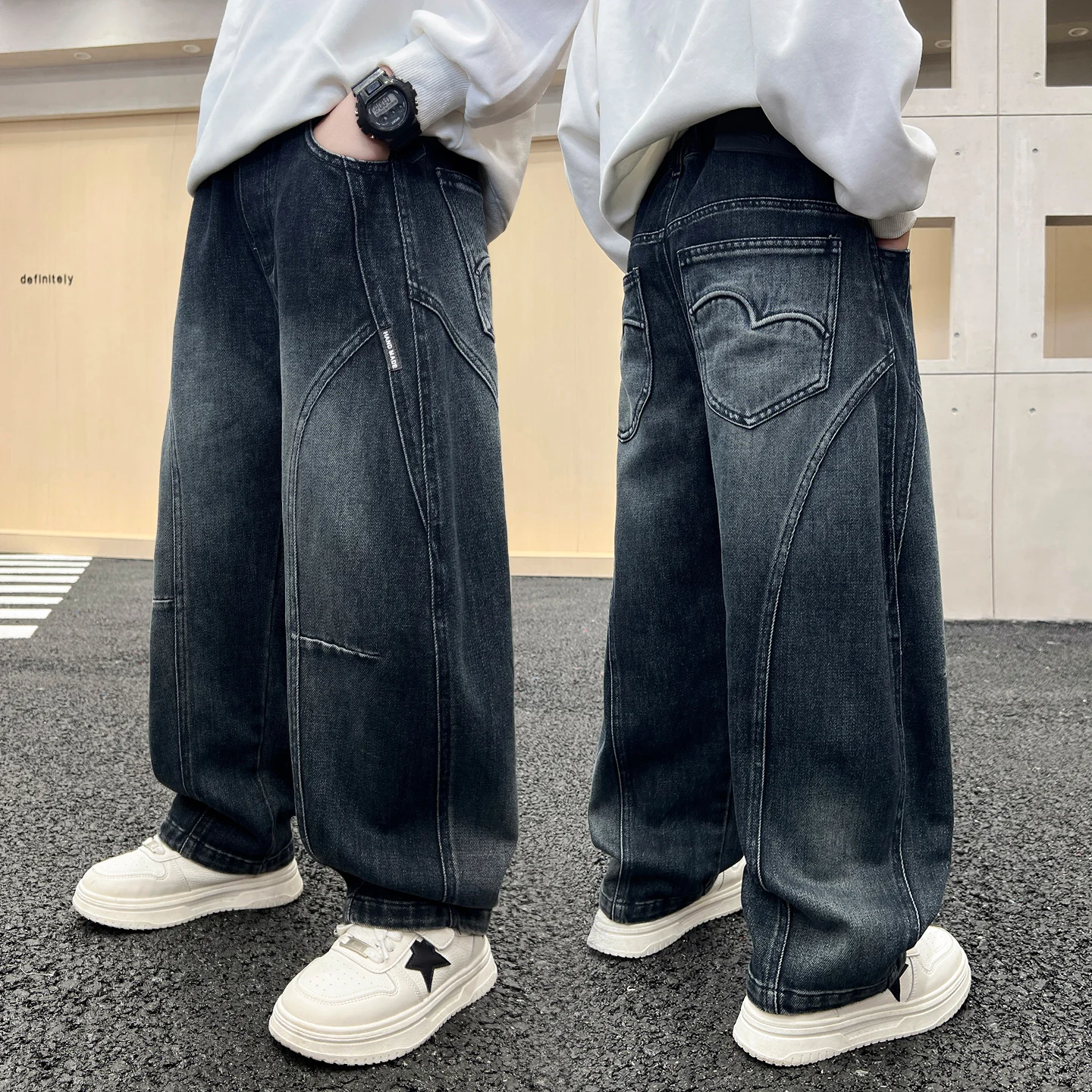 

2025 Fall New Fashion Side Seam Patchwork Jeans Pocket Heart Style Fashion Comfort Casual Pants