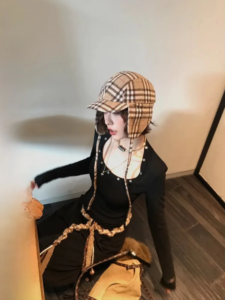 

DULA Sli Rivet Large Collar Long Sve Women's Fce Inner Base irt Top Casual Sle Universal Fit Slimming Cotton Blend