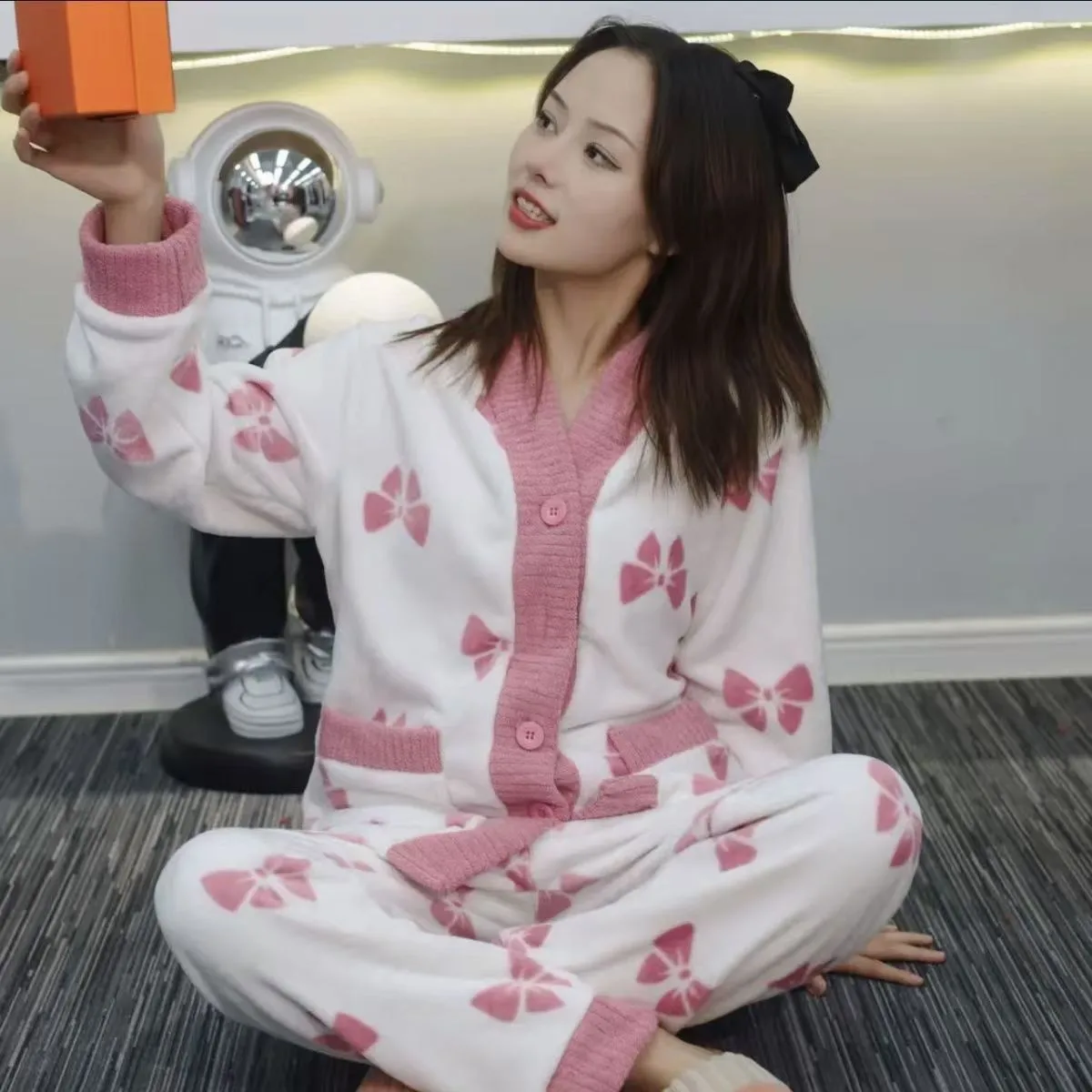 두꺼운 따뜻한 산호 벨벳 잠옷 여성용 가을 겨울 만화 곰 스트라이프 북극 벨벳 학생용 잠옷 홈웨어