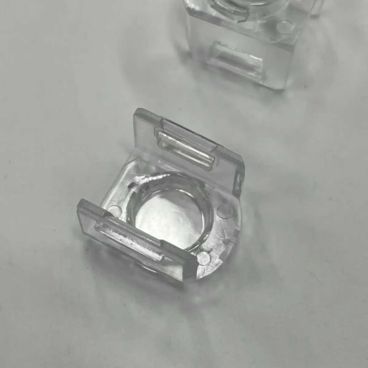 Foot Socket Lamp Shade For Toyota Mazda Subaru Yaris Camry Corolla Lamp Base Buckle Casing