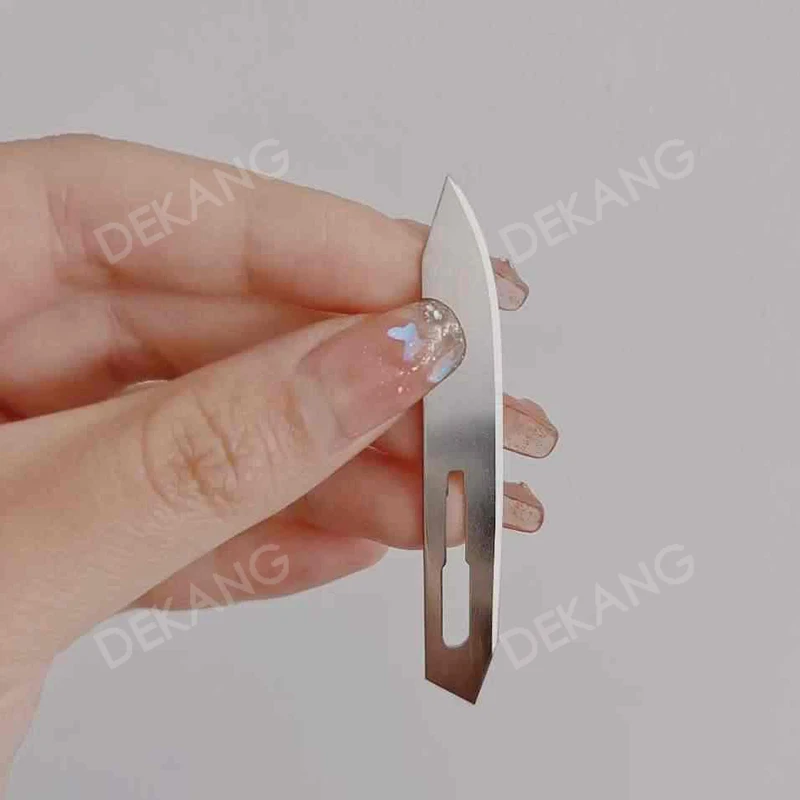 Längliche und verdickte, scharfe und hochharte Einzelklinge aus Edelstahl mit unabhängiger Verpackung