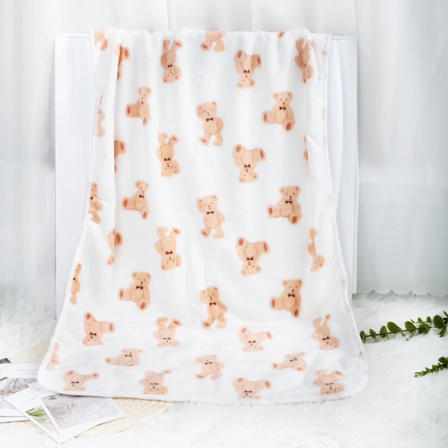Soft Fluffy High Quality Pet Blanket Flannel Dog Sleep Blanket Paw Print Pattern Hamster Mat Warm Comfortable Cat Dog Blankets