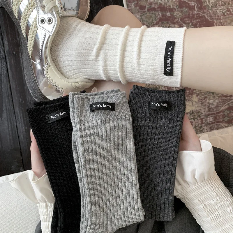 

Korean letter socks women grey mid calf socks ins fashion stack socks 2025 autumn winter new