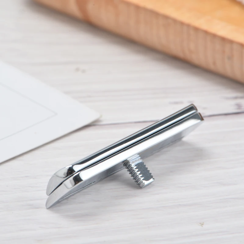 ياكي إكسكاليبور حافة واحدة كروم اللون التيار المتناوب سلامة الحلاقة رئيس للرجال